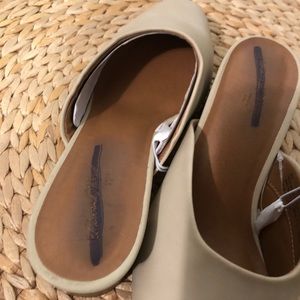 Universal Thread Shoes - Universal Thread - mule heels sz 6.5 Universal Thread Shoes - Universal Thread - mule heels sz 6.5